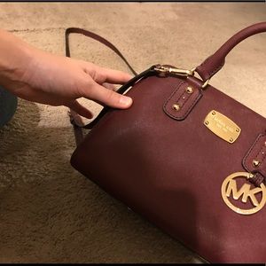 Michael kors cross body