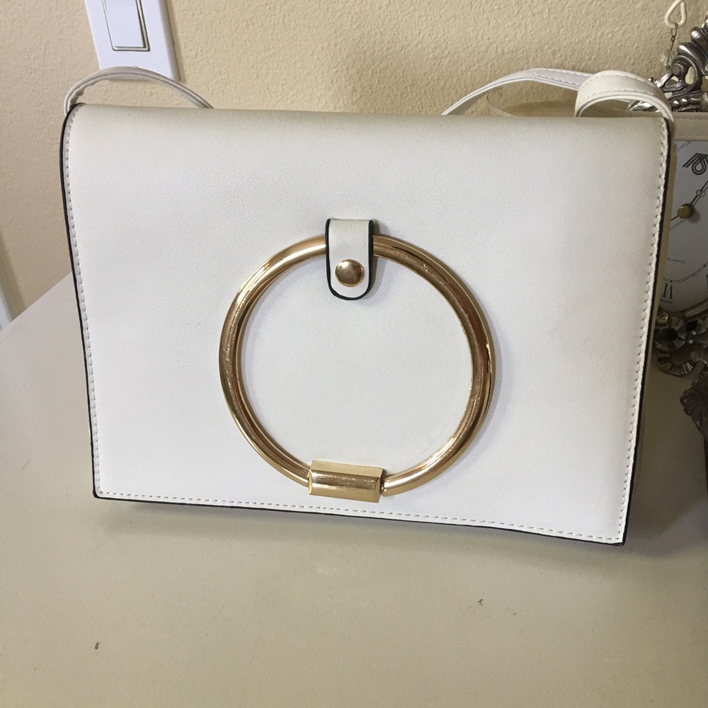 White messenger bag Olivia Miller