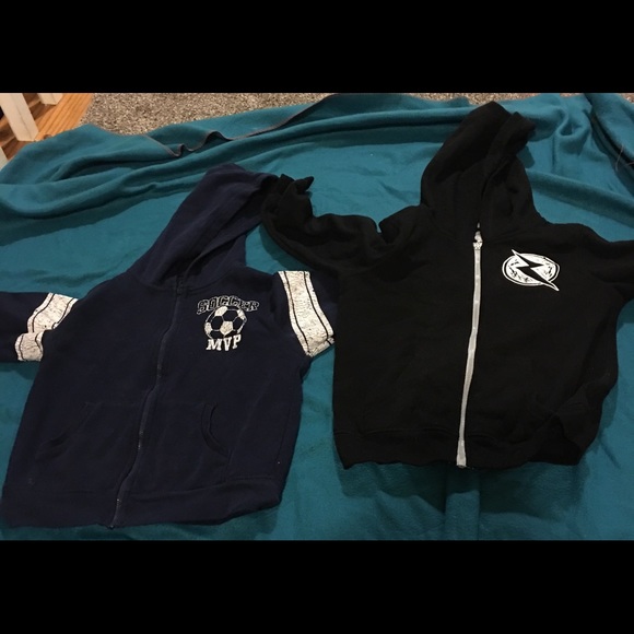 Winter bundle boy’s 5 & 5T pants, tops & pullover - Picture 4 of 5