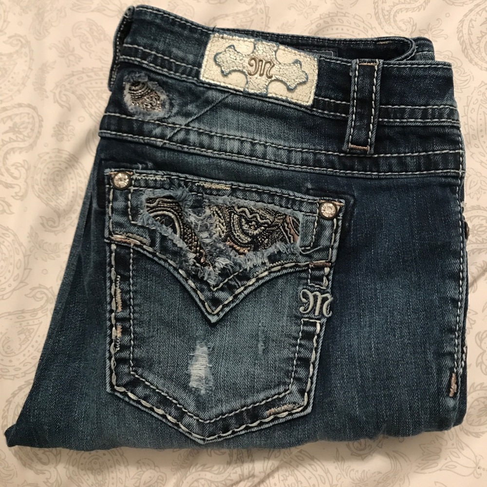 Miss Me 33x34 Mid-Rise, Bootcut Jeans