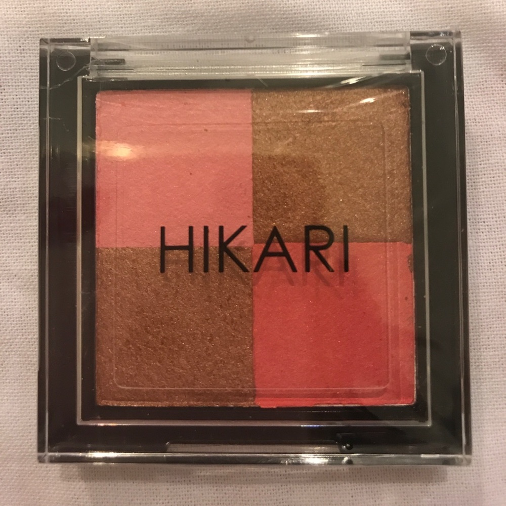 Hikari blush and bronzer
