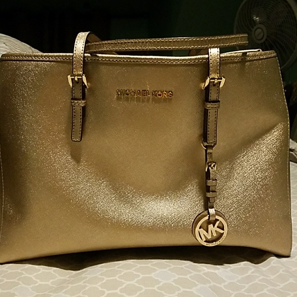 Michael Kors purse