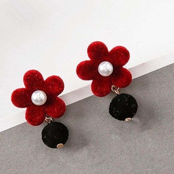 Womens Pretty Velvet Plum Blossom Flower Earrings Simulated Pearl Jewelry Cute Ball Stud Earrings