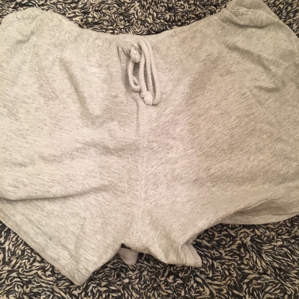 [3/$20 gildamarx] grey shorts