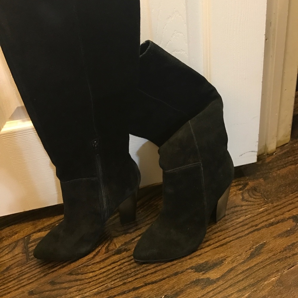 Suede black leather boots new without box