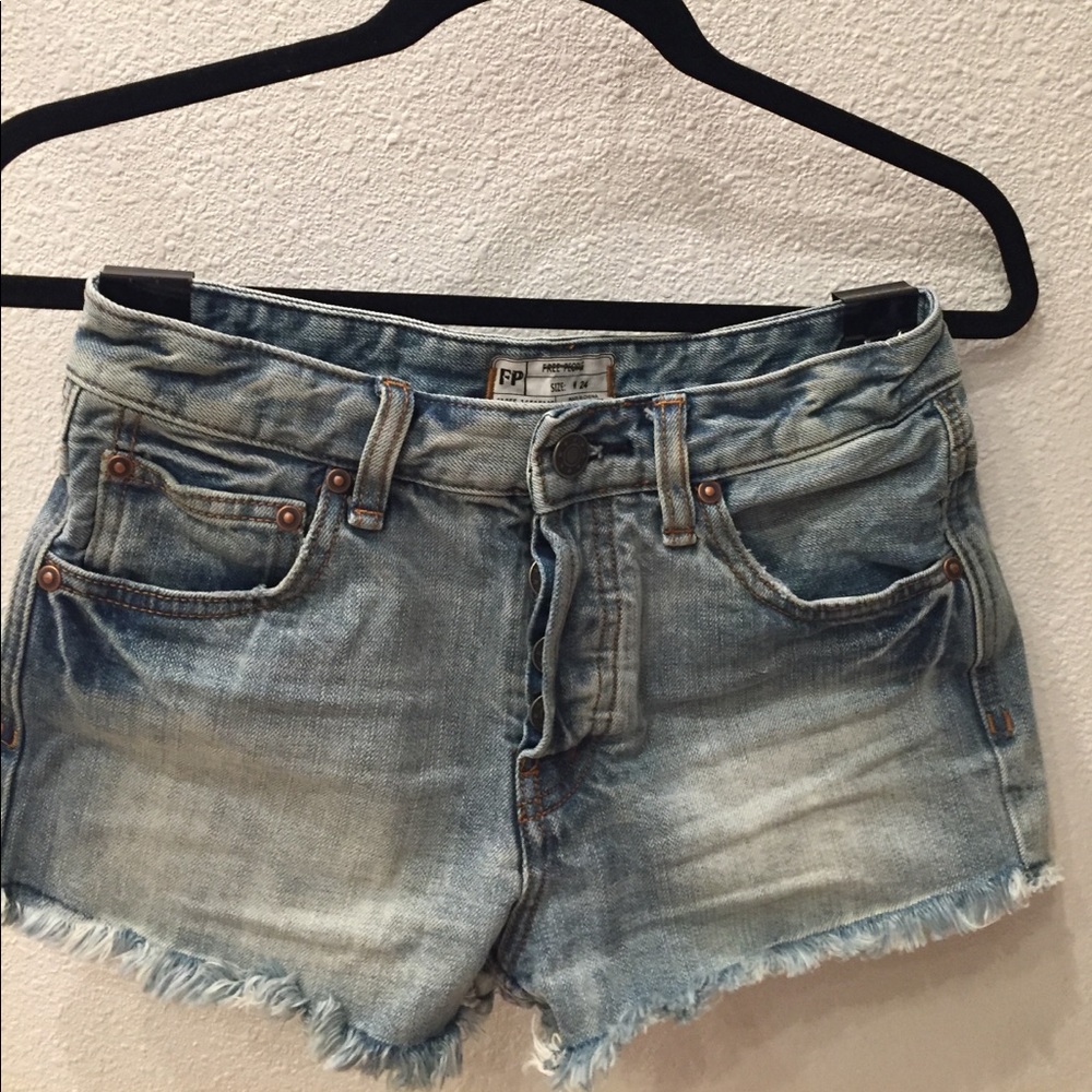 Free People unworn high waisted&distressed shorts