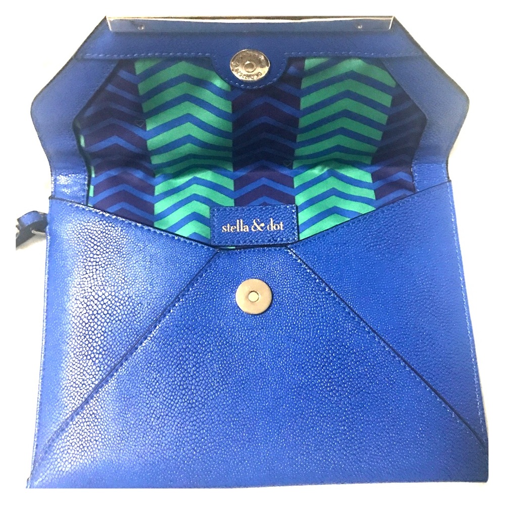 *SOLD*Stella & Dot Avalon leather clutch/wristlet