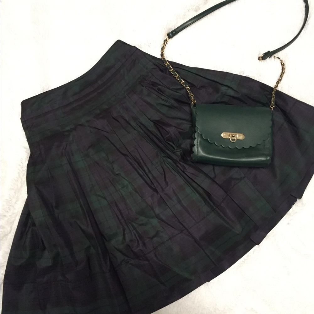 Like new plaid green and navy midi skirt
