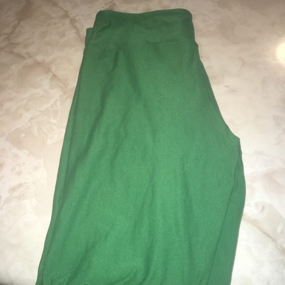 Green LULAROE leggings OS