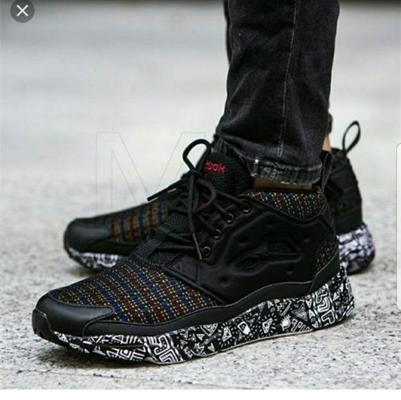 Reebok Shoes - Womens RARE Reebok Furylite Chukka shoes size 10