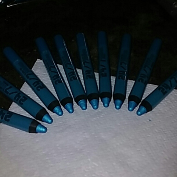 Urban decay glide on eye shadow pencil - Picture 3 of 5