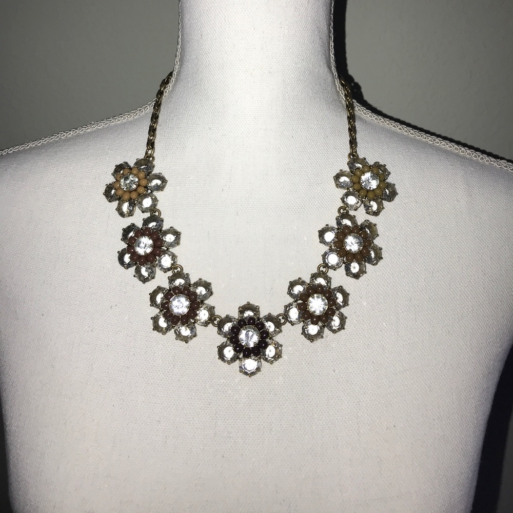 J crew necklace - Picture 2 of 6
