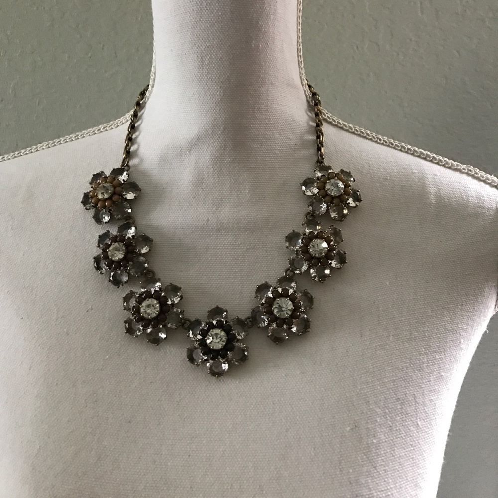 J crew necklace - Picture 4 of 6