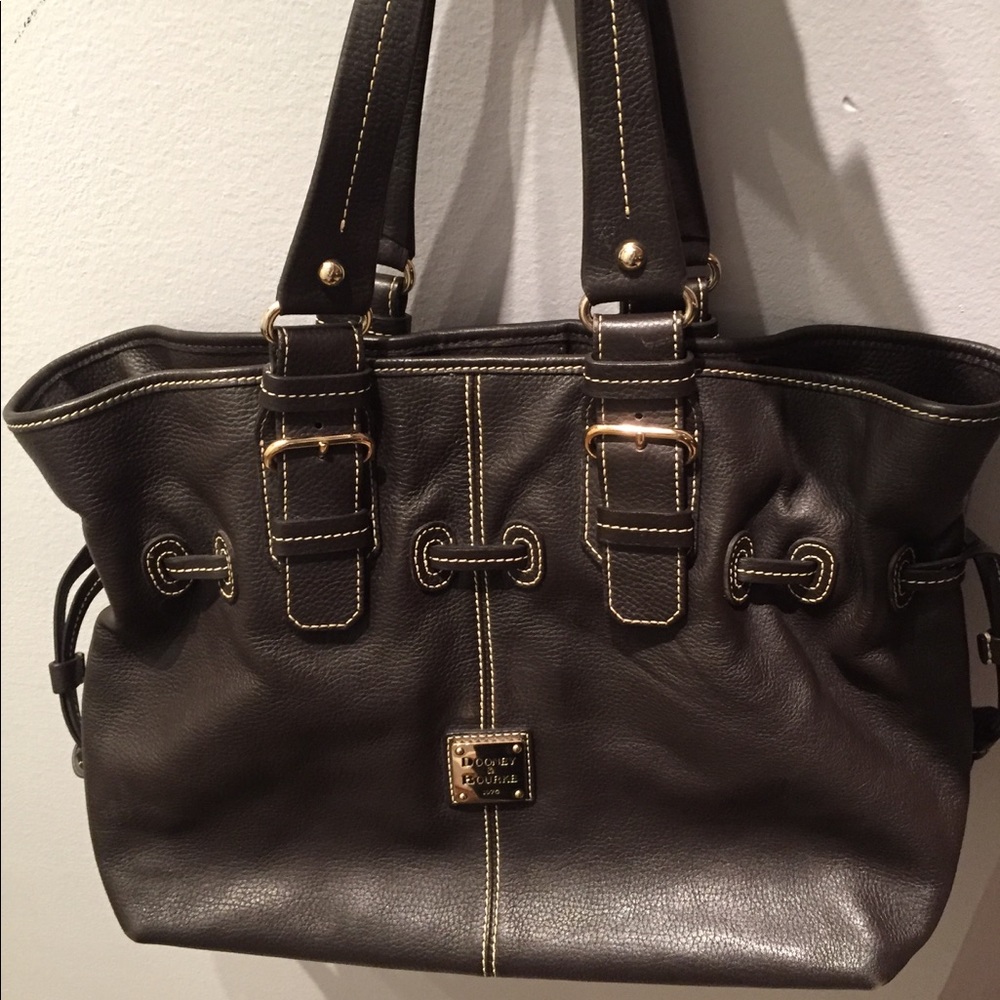Dooney & Bourke Chiara brown leather handbag