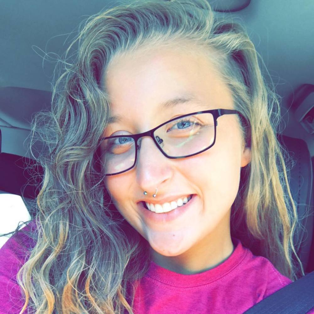 Meet your Posher, Ayana