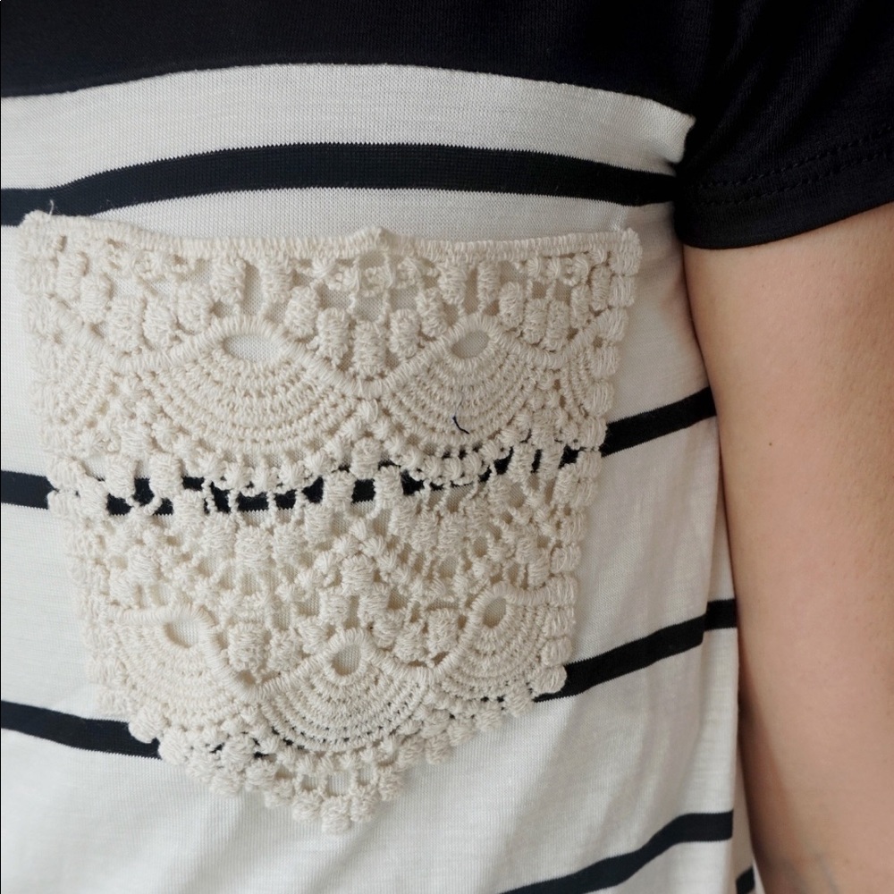 Color Block Crochet Top - Picture 3 of 4