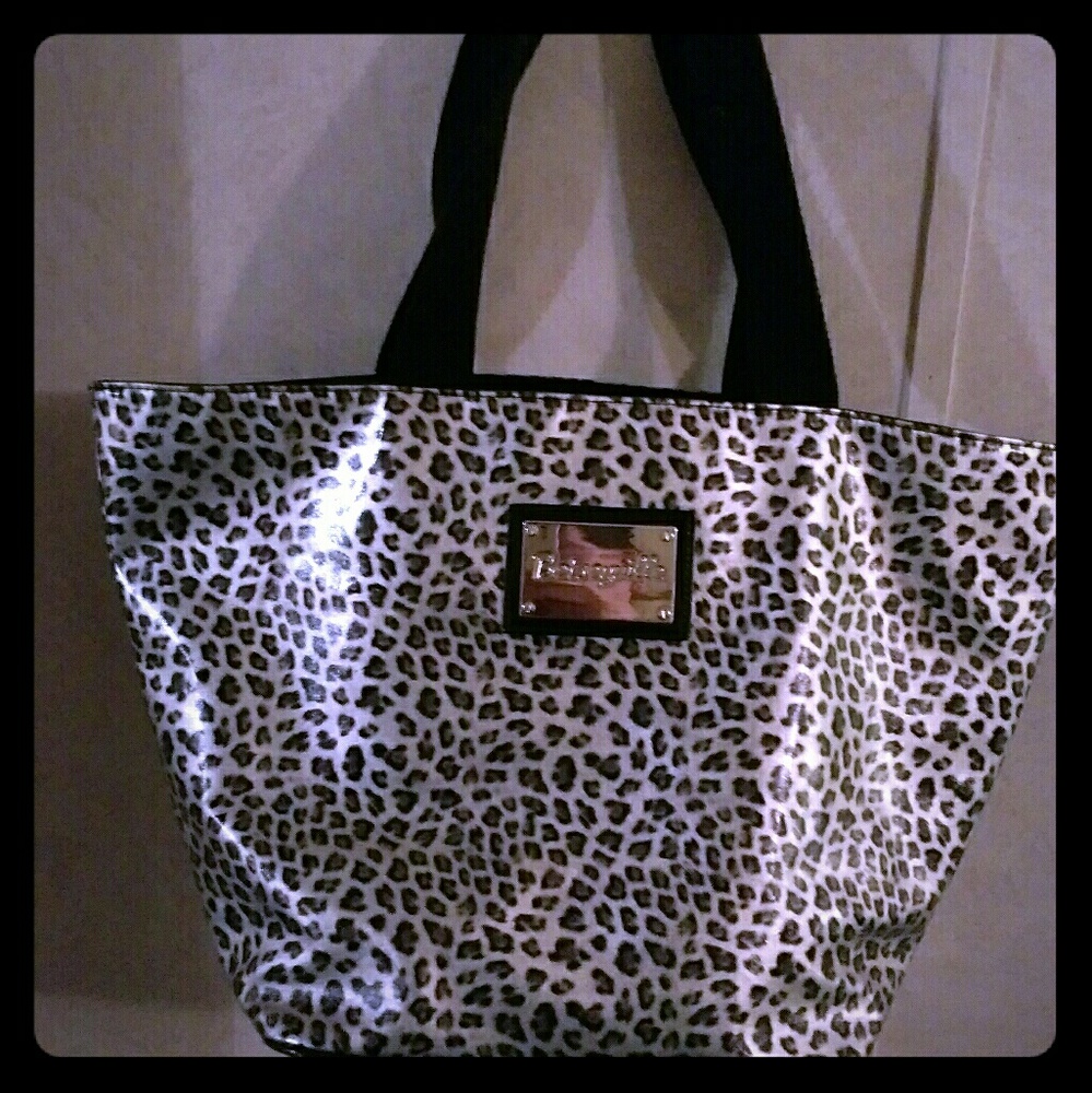 Betsyville leopard print shoulder bag!!!