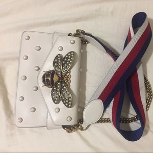 White leather Gucci Broadway clutch