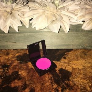 Makeup forever blush powder