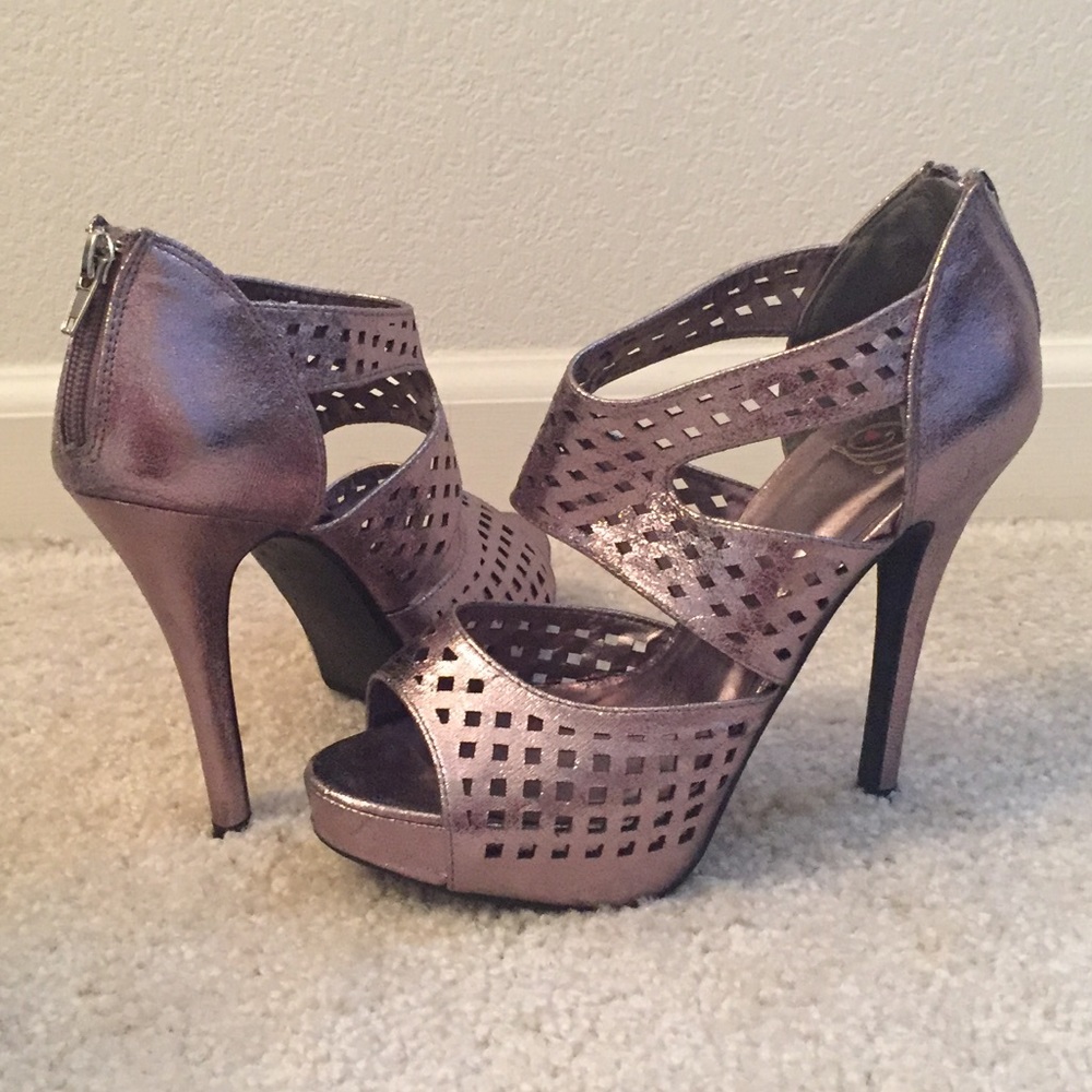 Vegas Heels!