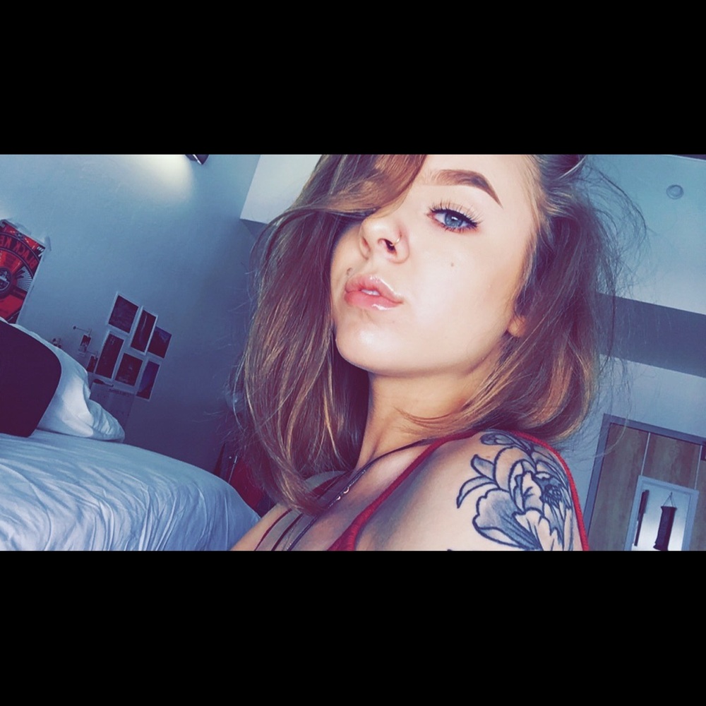 Meet your Posher, Natalie