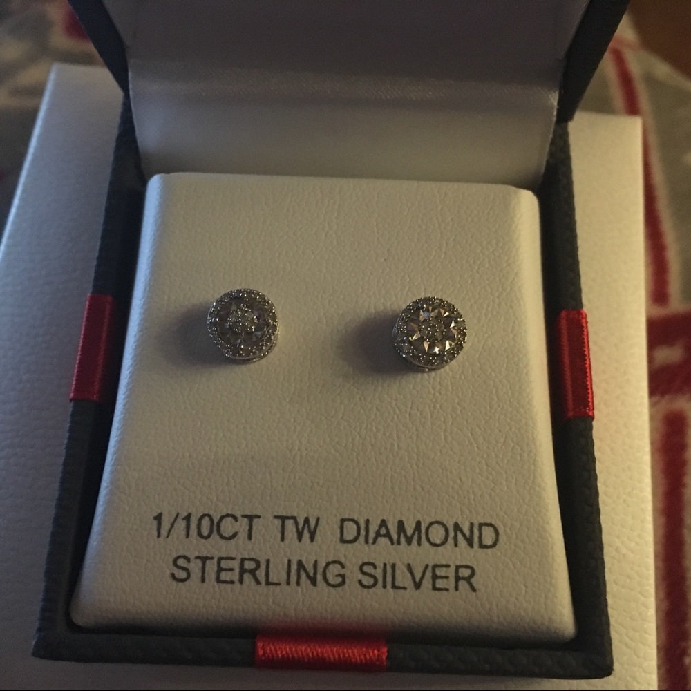 Dimind Sterling Silver earring