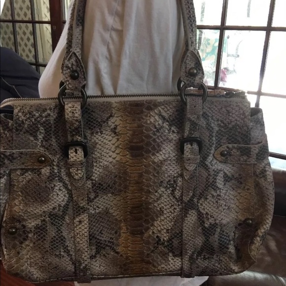 FORTH & TOWNE LIZARD SNAKE PRINT HANDBAG. - Picture 3 of 8