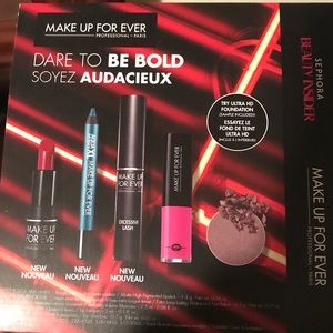Makeup Forever Kit