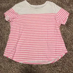 Old Navy tee