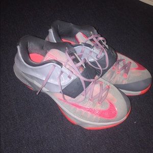 Nike KD7 mens shoe