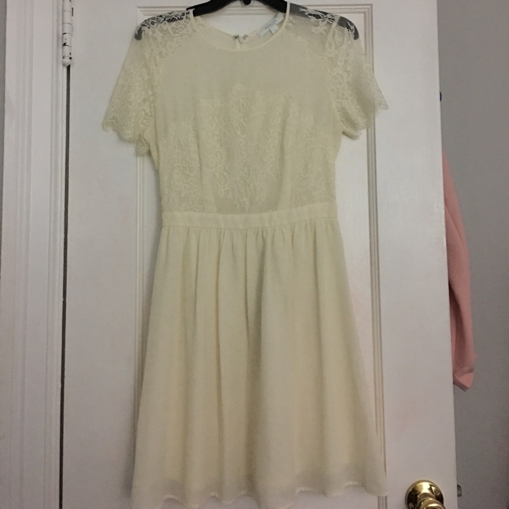 Piperlime Lace Dress