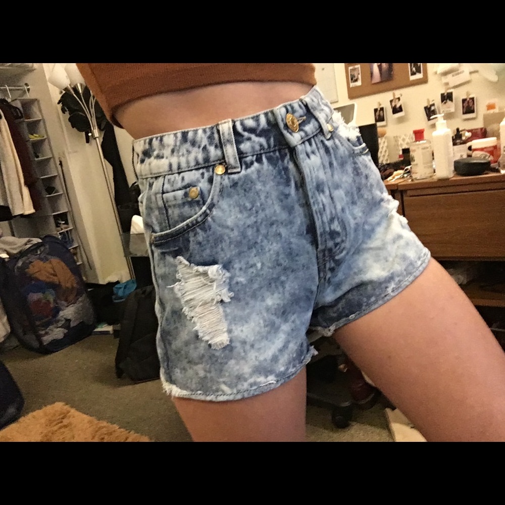 high waisted shorts