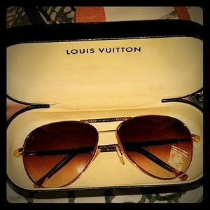 Louis Vuitton aviator sunglasses
