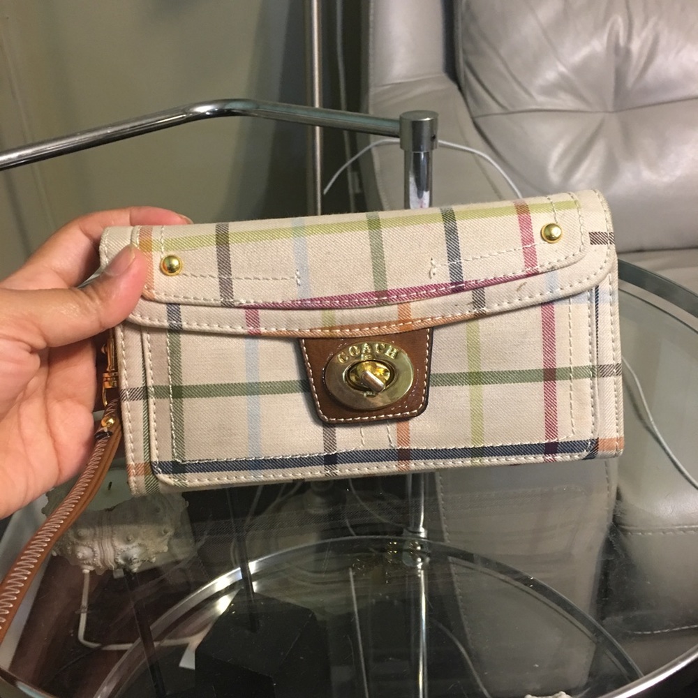 Coach wallet wrislet