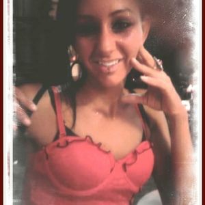 Meet your Posher, Crystal