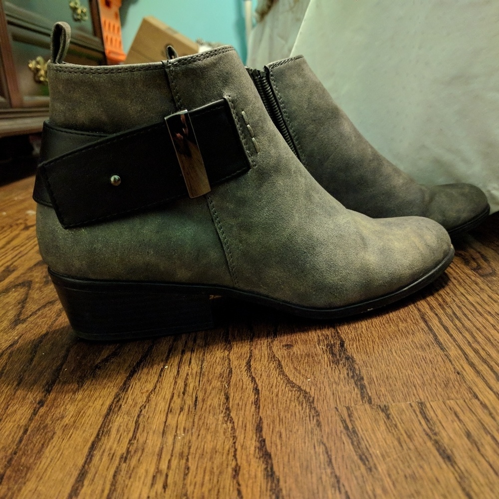 White Mountain Booties