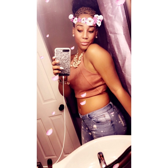 Meet Your Posher - Picture 8 of 8