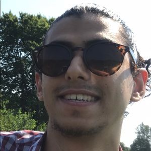 Meet your Posher, Ahmed