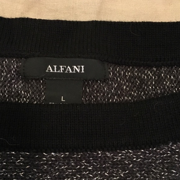 Alfanii - Silver/Black Colorblock Knit Sweater - Picture 5 of 8