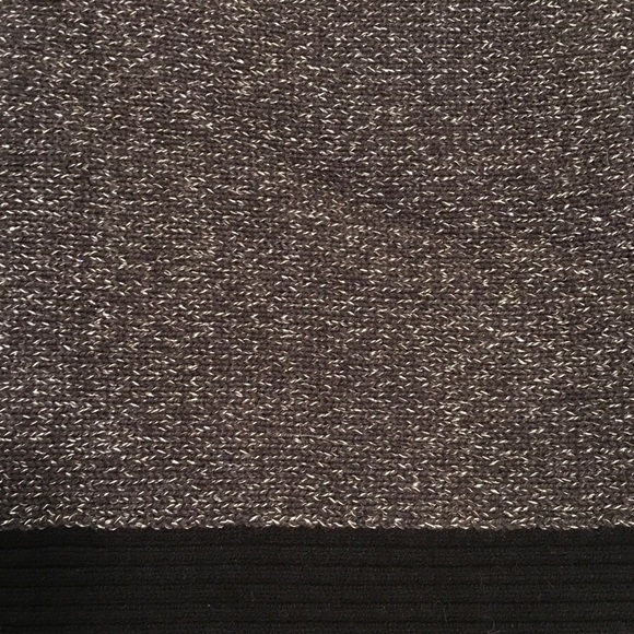 Alfanii - Silver/Black Colorblock Knit Sweater - Picture 7 of 8