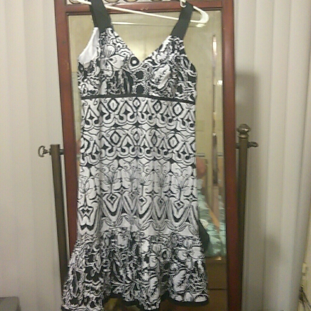 Ann taylor dress size 8