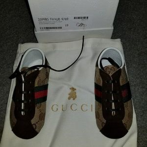 Baby gucci sneakers brand new size 19