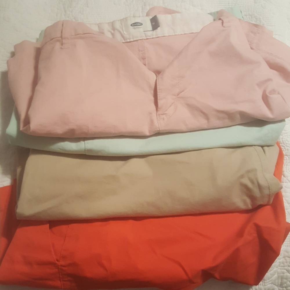 Old Navy Shorts (3 1/2)