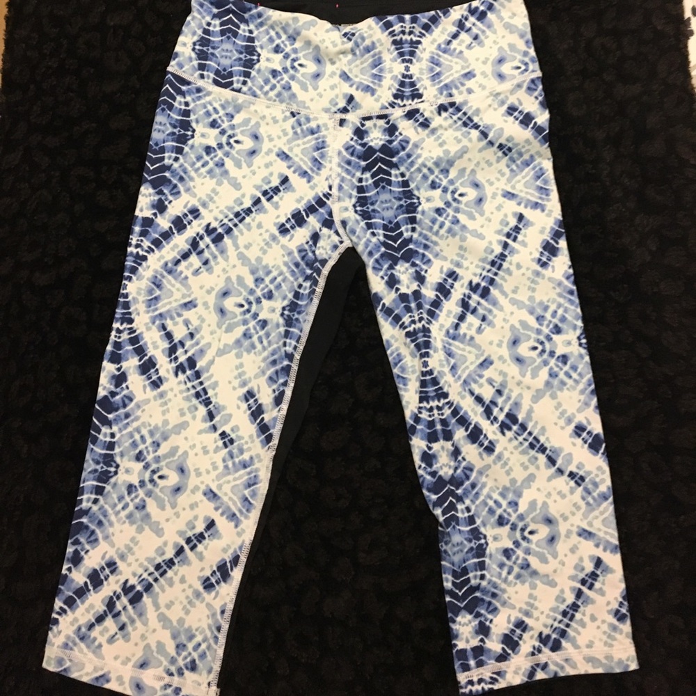 Victoria’s Secret Sport Cropped Leggings