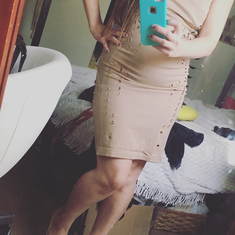 Greta Grommet Dress 👗 - $30 - Picture 7 of 8