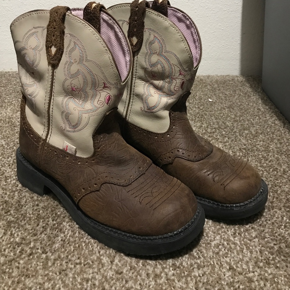 Justin gypsy cowboy boots