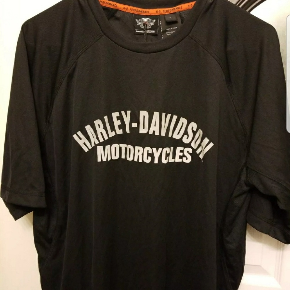 Men's large Harley Davidson shirt