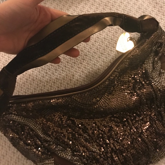 Felix Ray Metallic Mesh Evening Bag - Picture 4 of 4