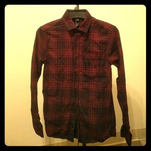 H&M Mens Maroon Button Up