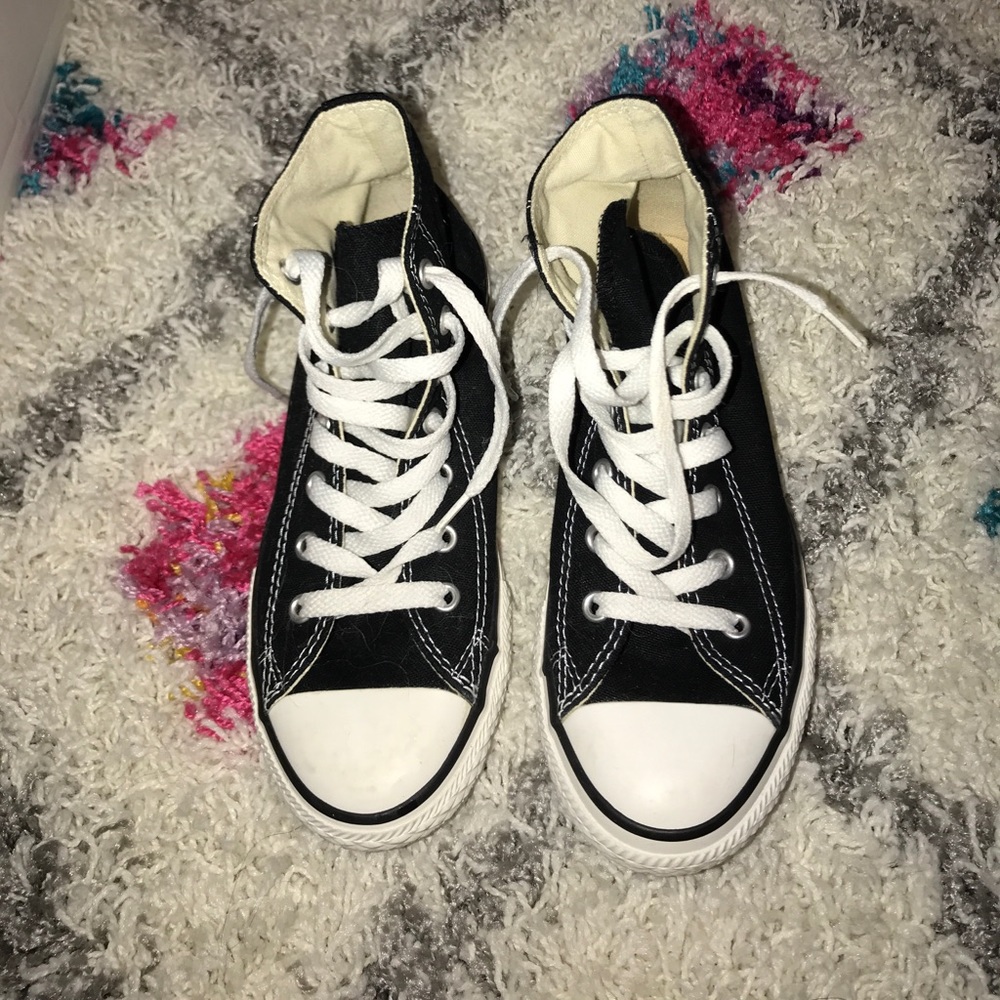 Converse high tops black size 3